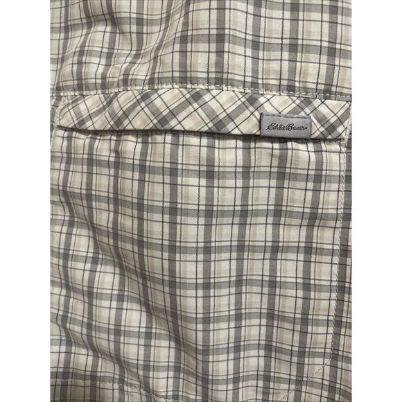 Eddie Bauer Men’s XL Button Down Shirt White Plaid Zip Pocket Hiking Lightweight - Picture 3 of 8